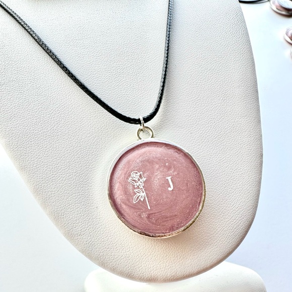 Handmade Initial Resin Pendant Necklace | Resin Pendant | Resin Jewelry - Picture 5 of 6
